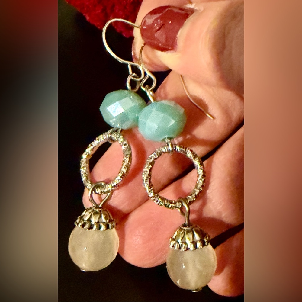 🔴Kat + Bryn Delicate Turquoise & Cream Silver Drop Earrings, NWOT. - Picture 2 of 7